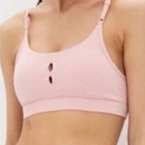Nike Indy Women’s Athletic Sports Bra Size XL DriFit DC5549-800 coral peach pink
